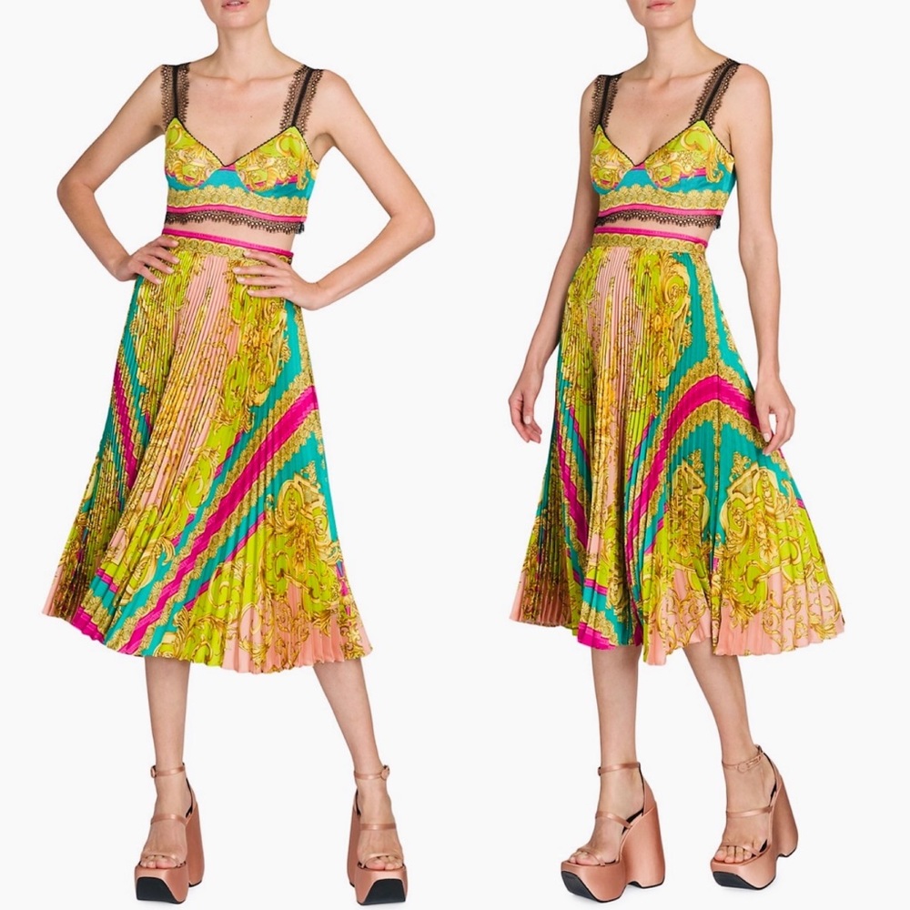 Versace SS22 Goddess Pleated Skirt IT38 - Picture 3 of 8